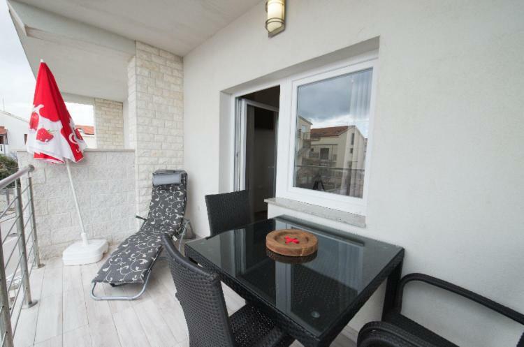 Noah Apartment โวดีเซ ภายนอก รูปภาพ